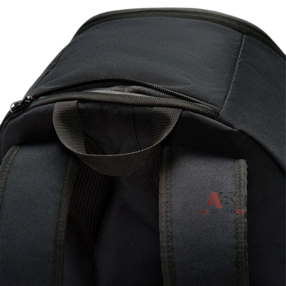 Heritage Sweep Backpack IO8733-010